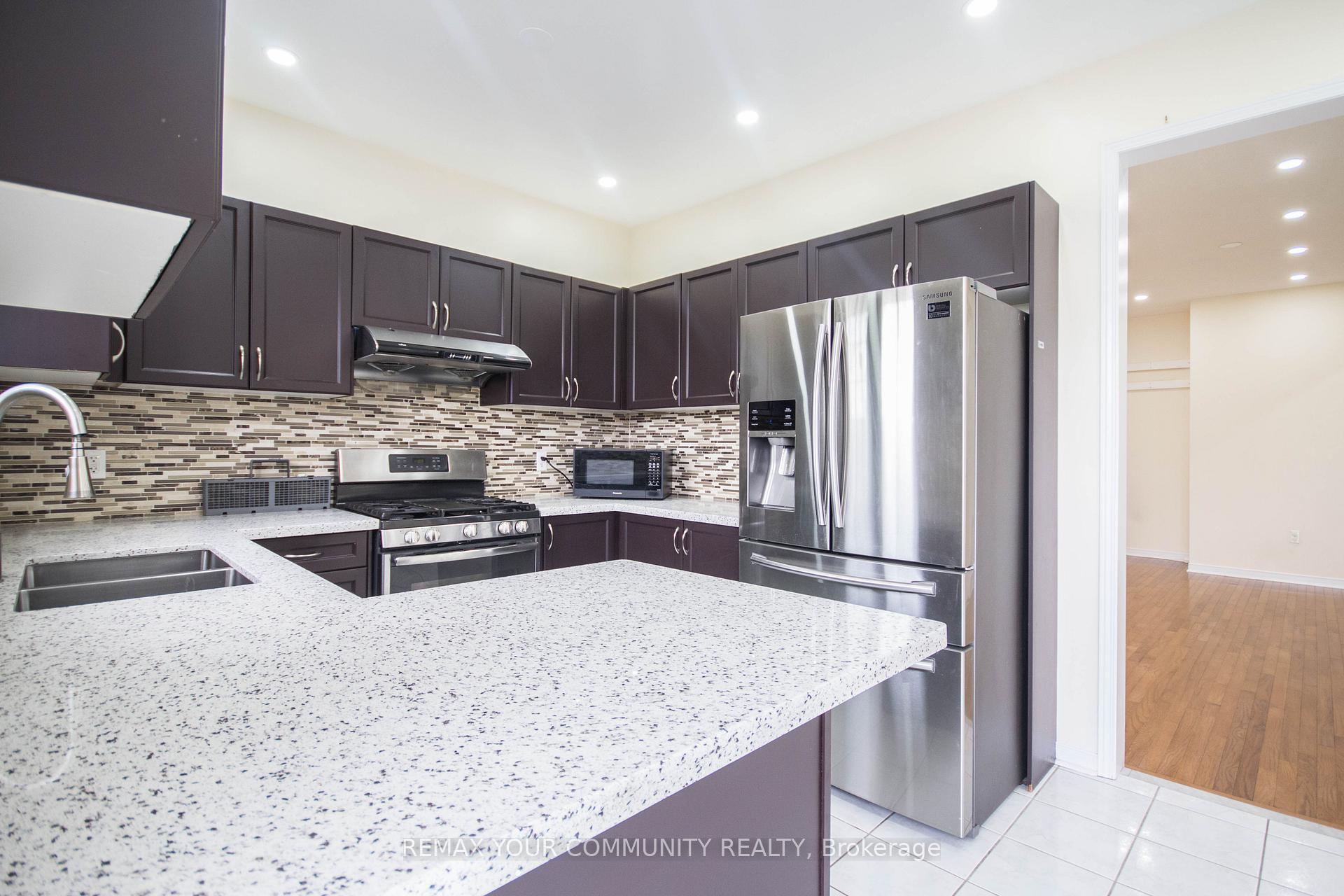 15 Voysey Way Markham Ontario Canada Rent residential William Gyamfi Gita Vilimek Re/Max Your Community Realty