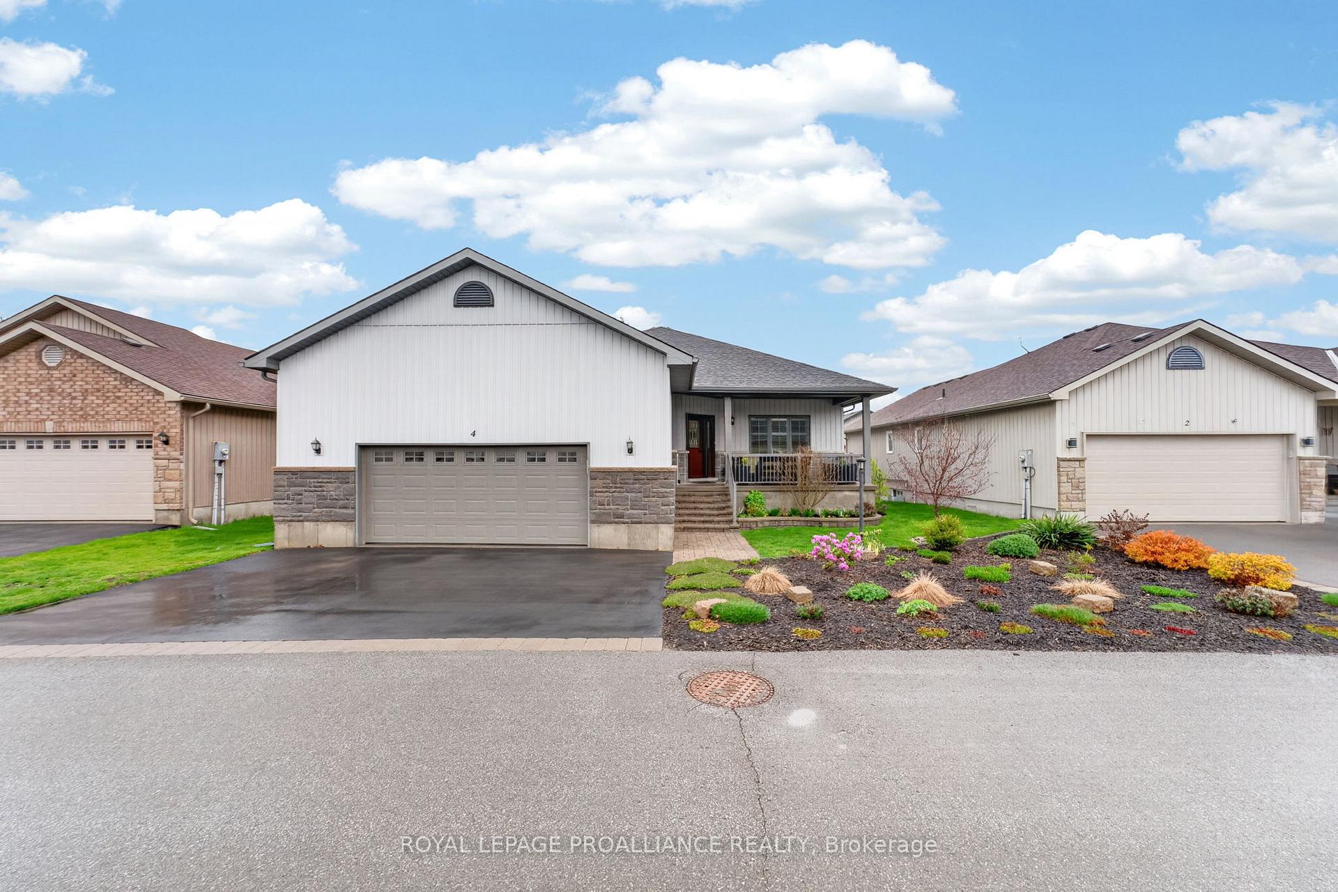 4 Merrill Drive Prince Edward County Ontario Canada Sale residential Rena Campitelli Real Estate Homeward, Brokerage*