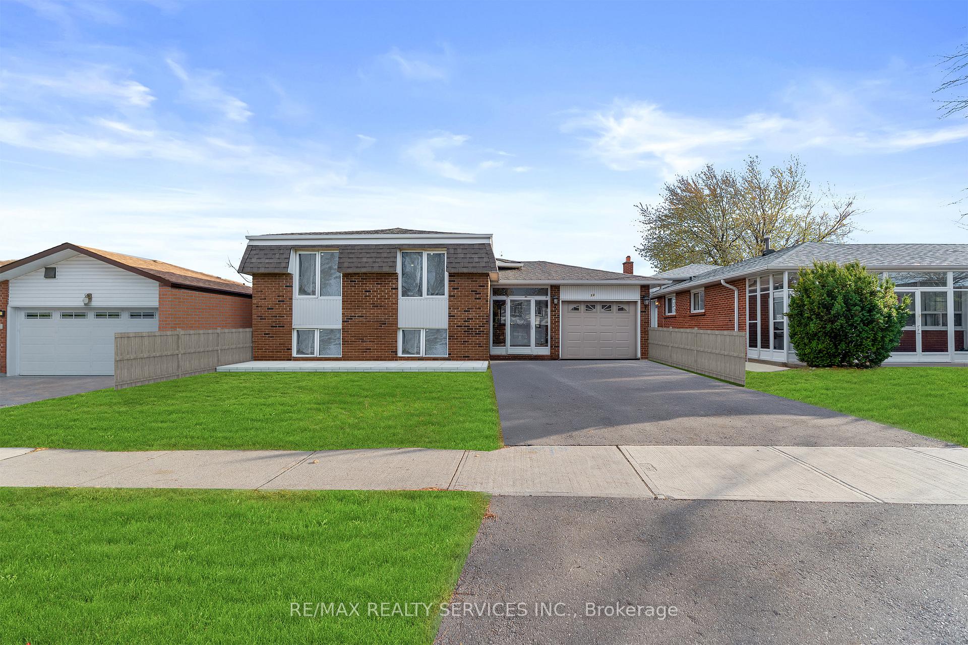 13 Linkdale Road Brampton Ontario Canada Sale residential Raj Sharma RE/MAX Realty Services Inc., Brokerage*