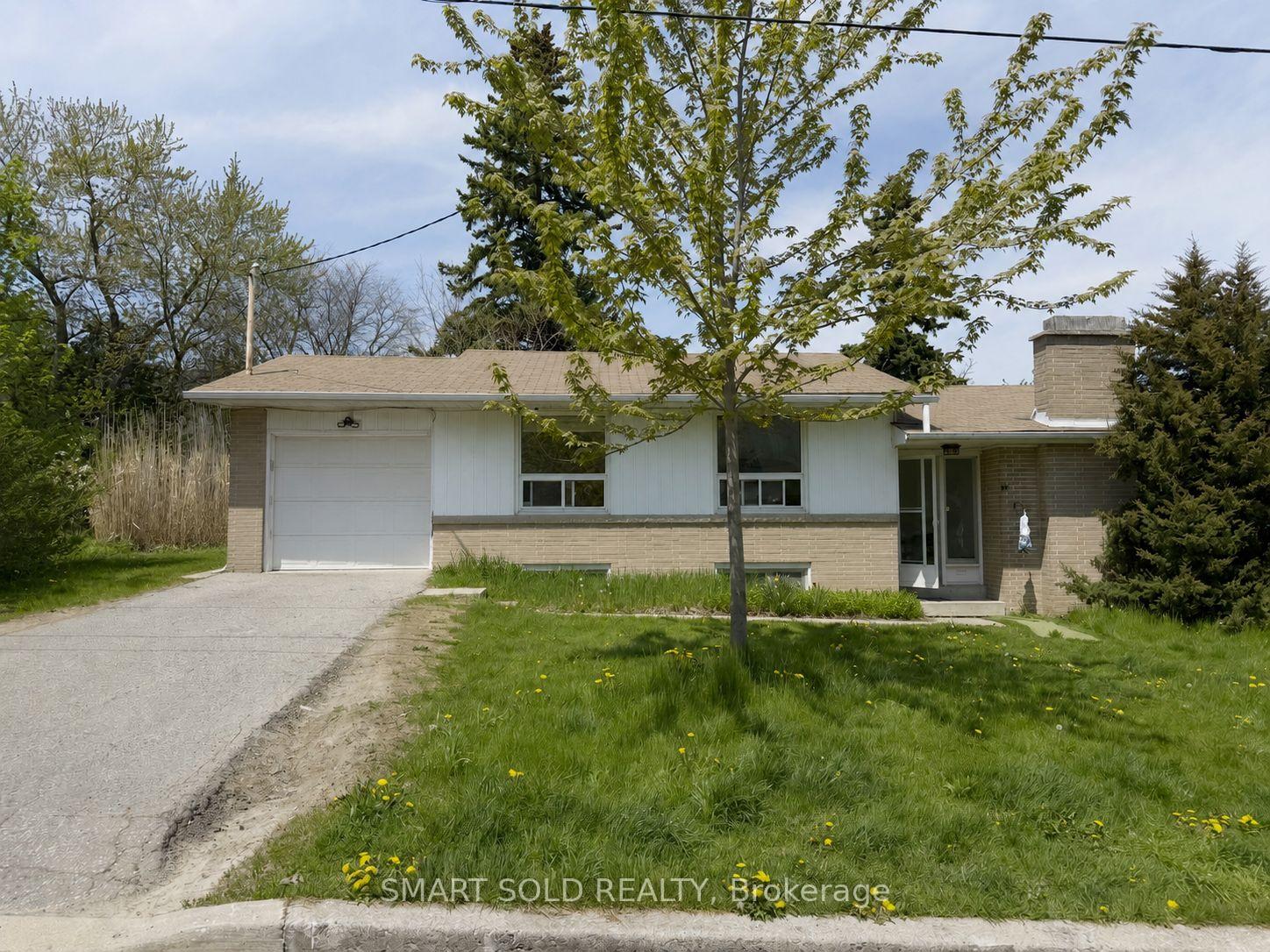 30 Caswell Drive Toronto Ontario Canada Sale residential MNG Team HomeLife/ROMANO Realty Ltd., Brokerage