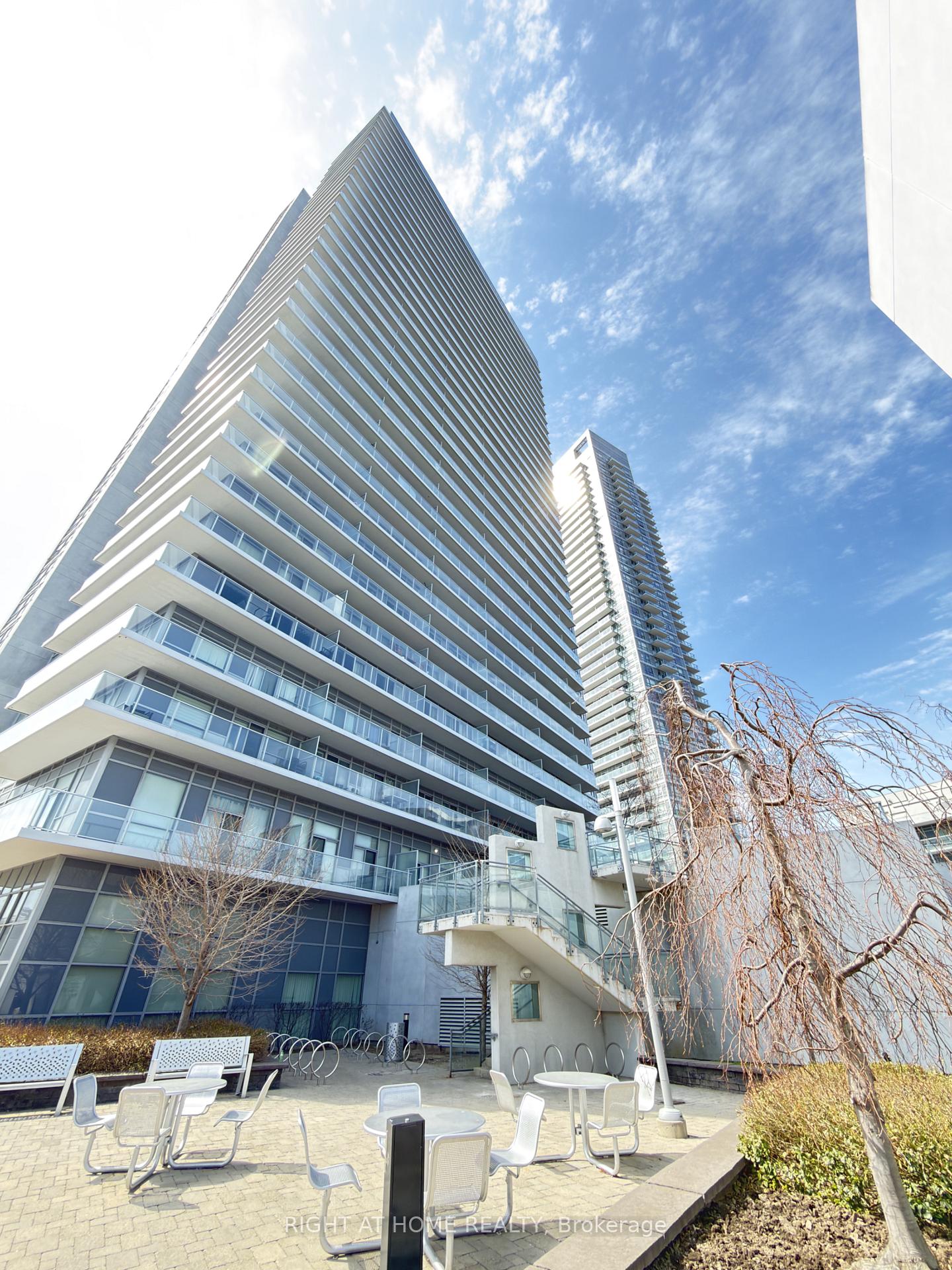 2803 - 275 Yorkland Road Toronto Ontario Canada Sale residential MNG Team HomeLife/ROMANO Realty Ltd., Brokerage