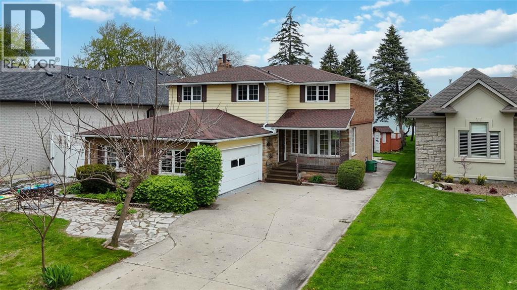 2088 LAKESHORE ROAD Sarnia Ontario Canada Sale residential Linda Miller RE/MAX PRIME PROPERTIES UNIQUE GROUP, BROKERAGE