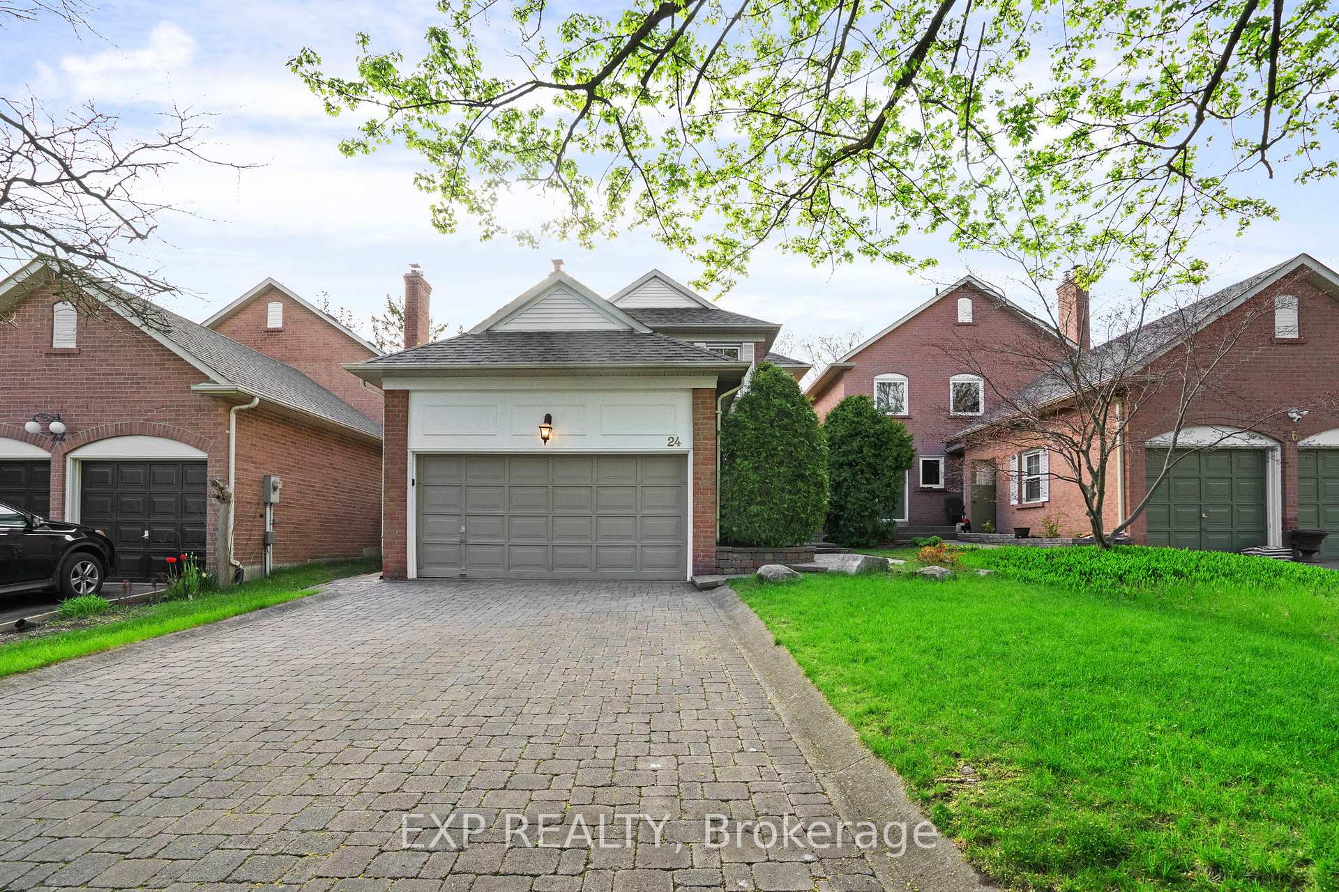 24 Juniper Crescent Markham Ontario Canada Sale residential   HomeLife Top Star Realty Inc., Brokerage *
