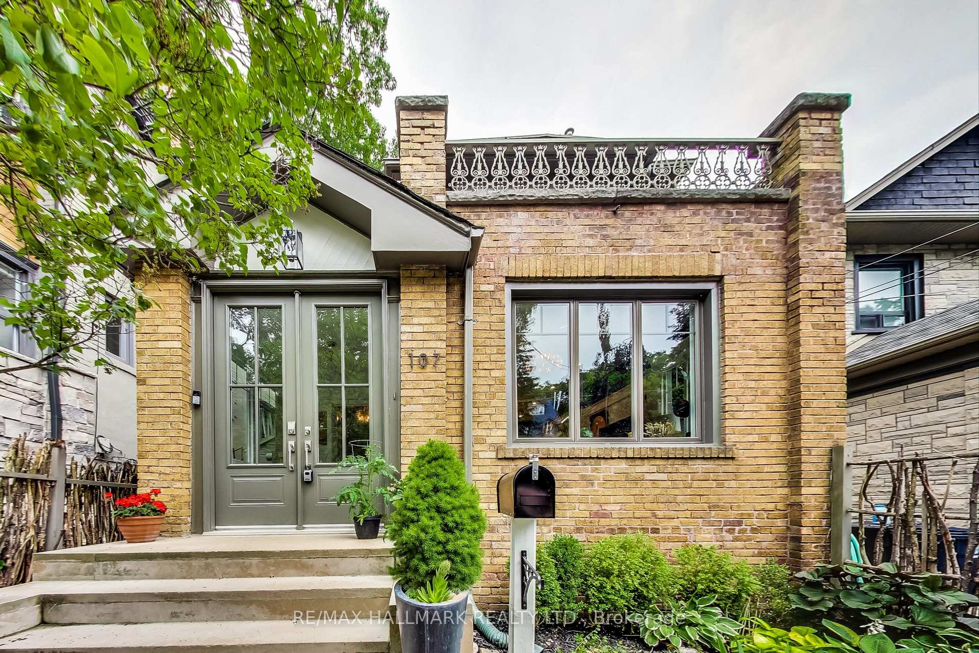 107 Neville Park Boulevard Toronto Ontario Canada Rent residential   HomeLife Top Star Realty Inc., Brokerage *