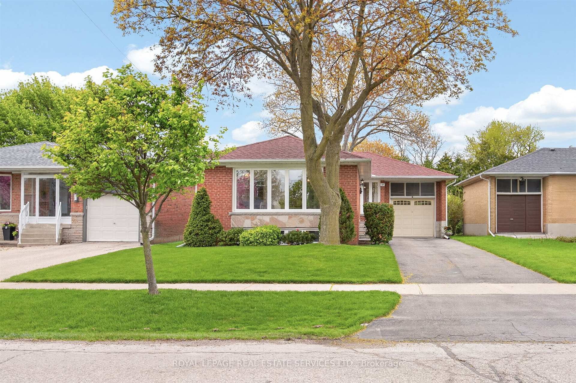 49 Stevenharris Drive Toronto Ontario Canada Sale residential   HomeLife Top Star Realty Inc., Brokerage *