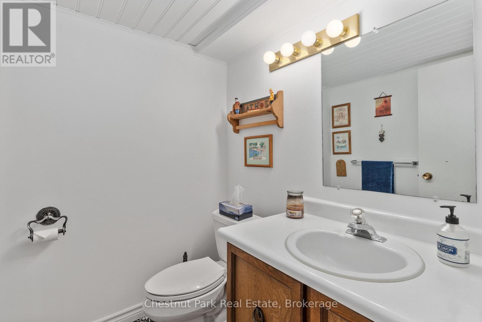 3 Bedroom Single Family Home/House's Image 27