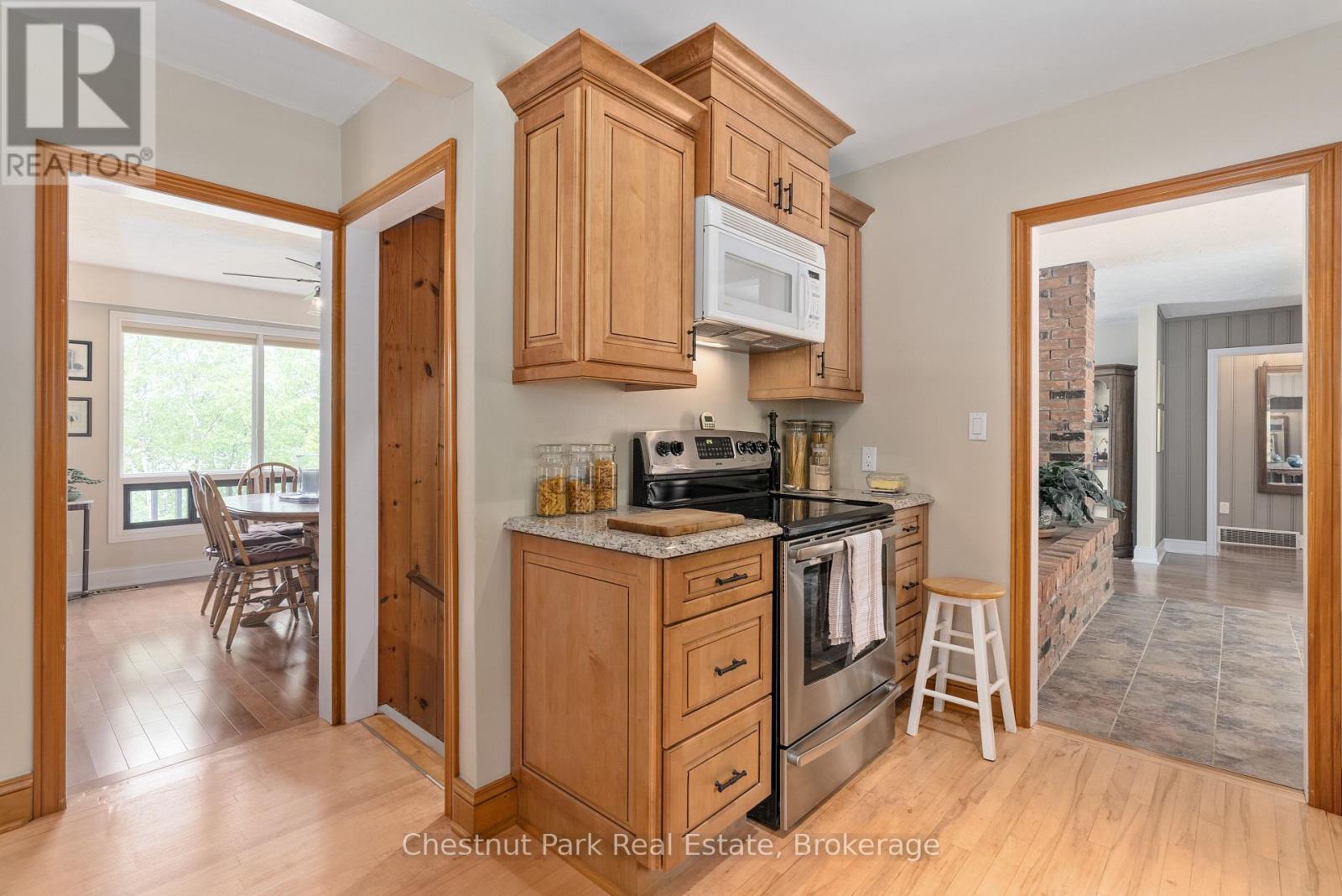 3 Bedroom Single Family Home/House's Image 12