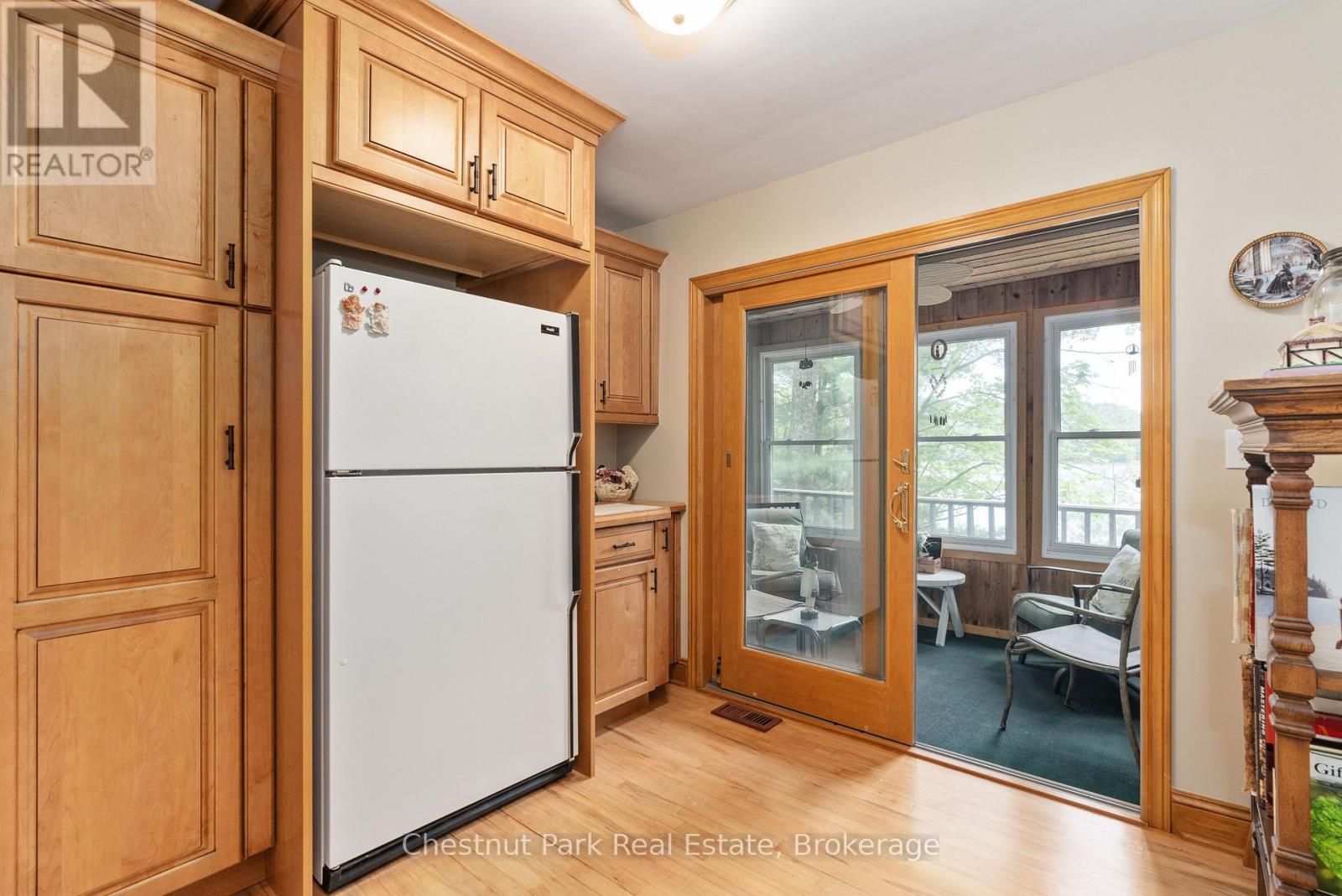 3 Bedroom Single Family Home/House's Image 7