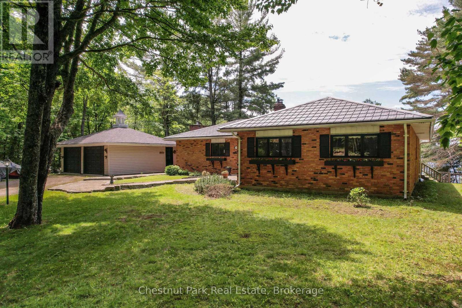 3 Bedroom Single Family Home/House's Image 3