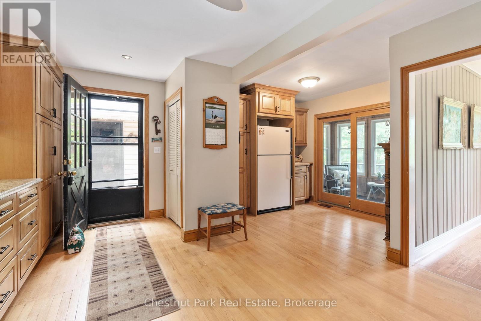 3 Bedroom Single Family Home/House's Image 4