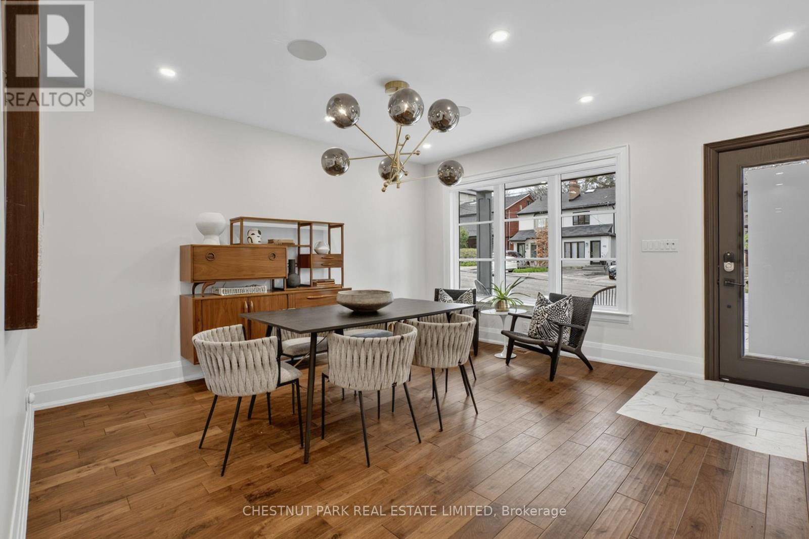 5 Bedroom Single Family Home/House's Image 9