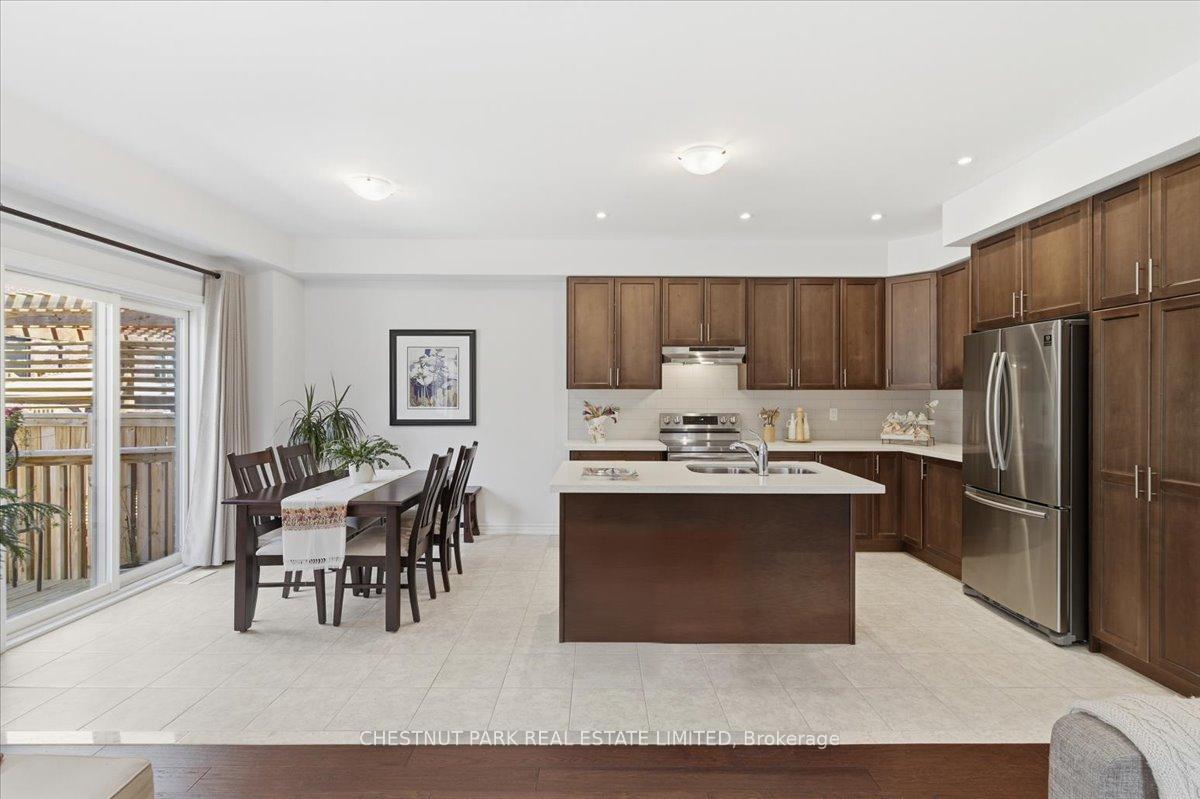 3 Bedroom Villa/Townhouse's Image 4