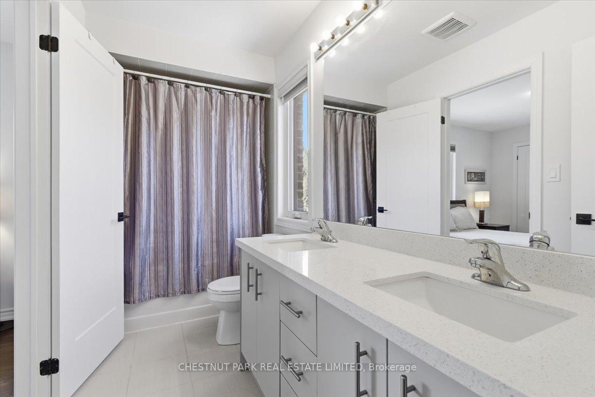 3 Bedroom Villa/Townhouse's Image 15
