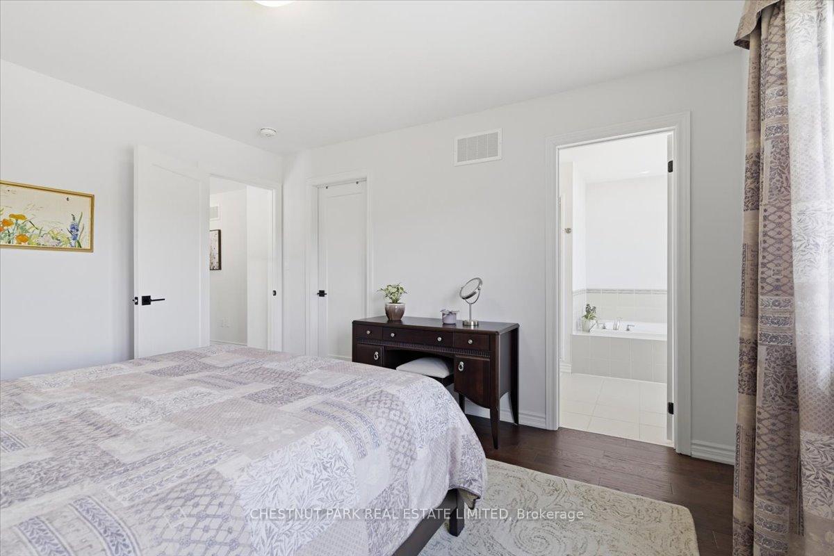 3 Bedroom Villa/Townhouse's Image 11