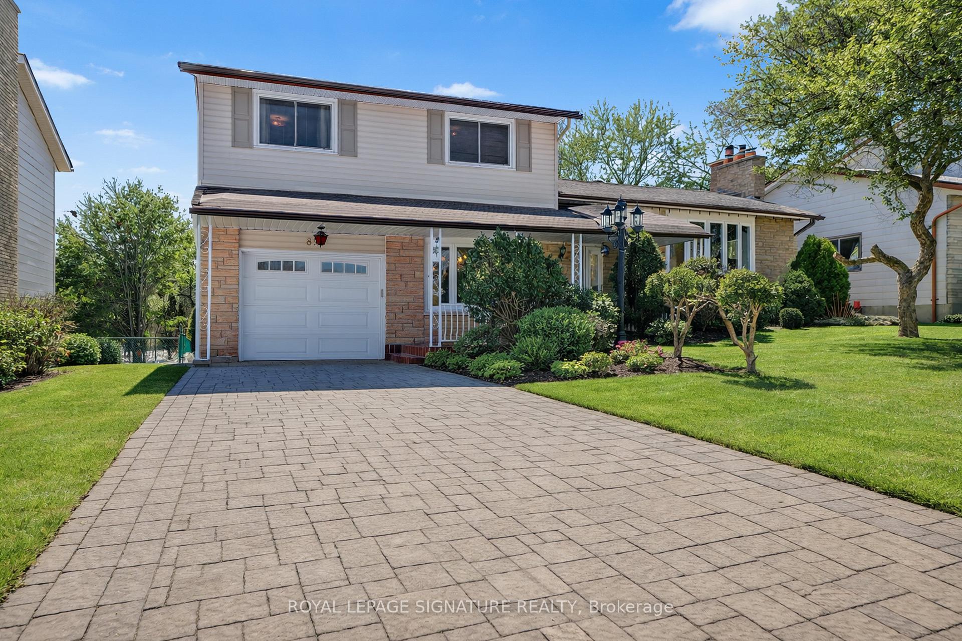 897 Pembridge Crescent Kingston Ontario Canada Sale residential Liliane Rezkalla Royal LePage Signature Realty, Brokerage