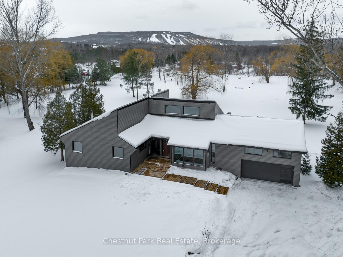 3 Bedroom Single Family Home/House's Image 42