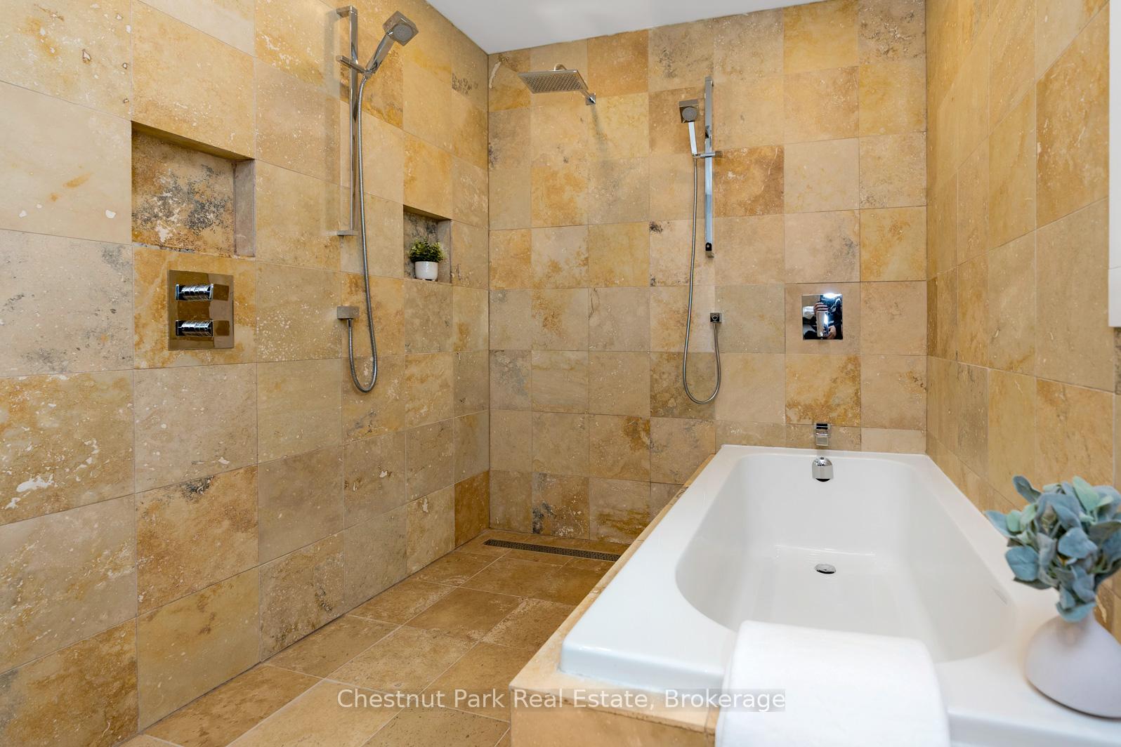 3 Bedroom Single Family Home/House's Image 21