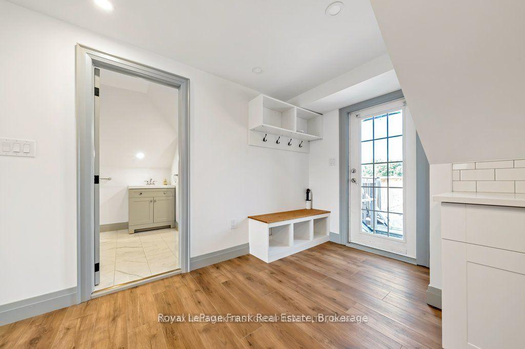 3rd Flr - 622 Simcoe Street N Oshawa Ontario Canada Rent residential   Coldwell Banker - R.M.R. Real Estate, Brokerage*