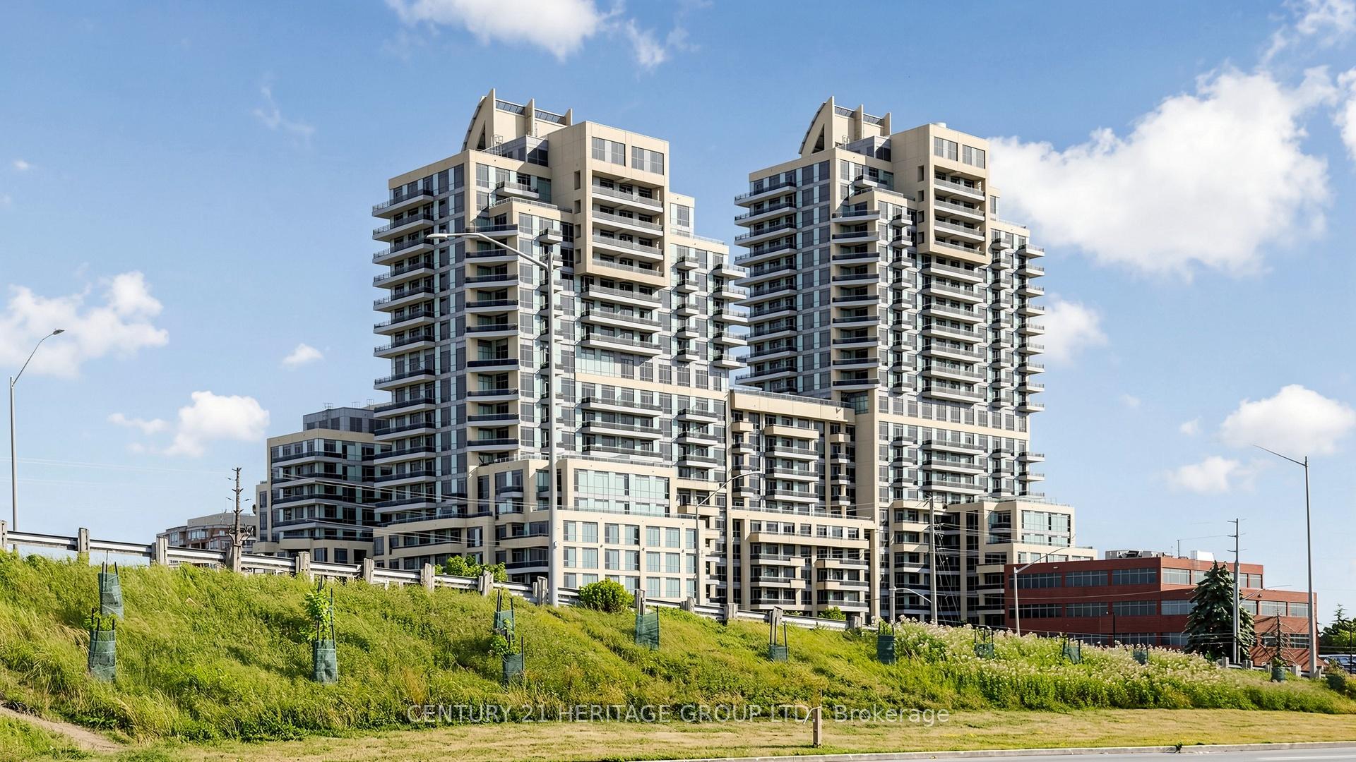Level 1 unit 9  - 9205 Yonge Street Richmond Hill Ontario Canada Sale commercial   Century 21 Heritage Group Ltd. Brokerage*