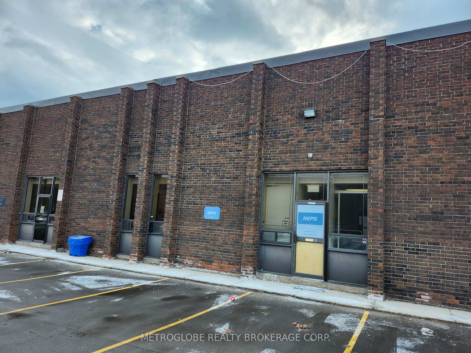 21 - 1645 Sismet Road Mississauga Ontario Canada Lease commercial AMIT TALREJA RE/MAX All-Stars Realty Inc., Brokerage *