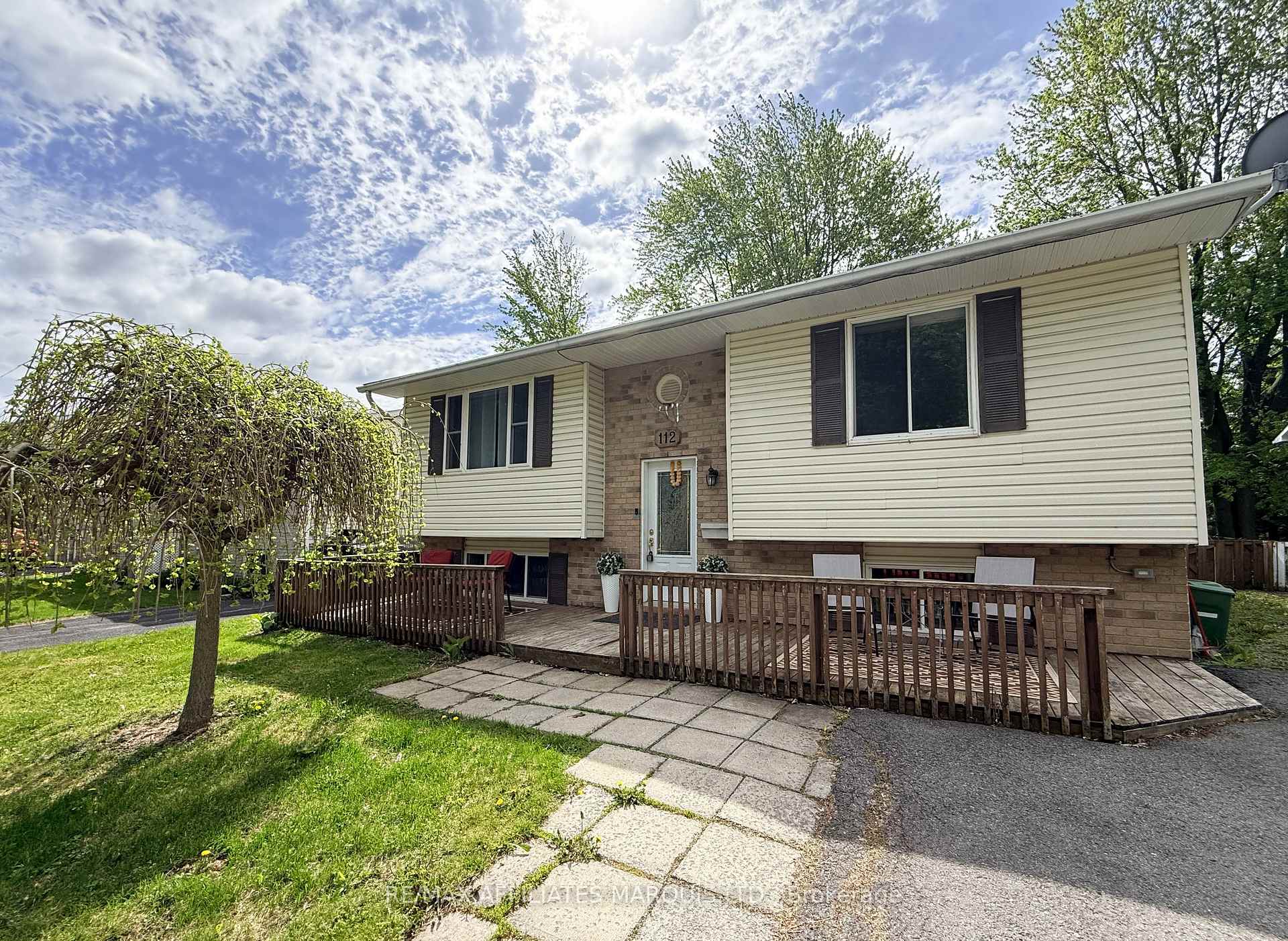 112 Glen Oaks Court Cornwall Ontario Canada Sale residential   STORM REALTY Brokerage*