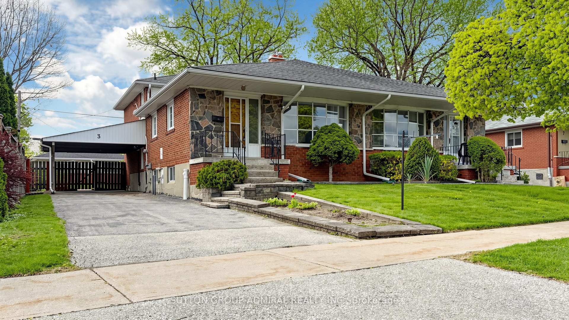 3 Rima Court Toronto Ontario Canada Sold residential Ian and Sarah Maged Sutton Group-Admiral Realty Inc., Brokerage *