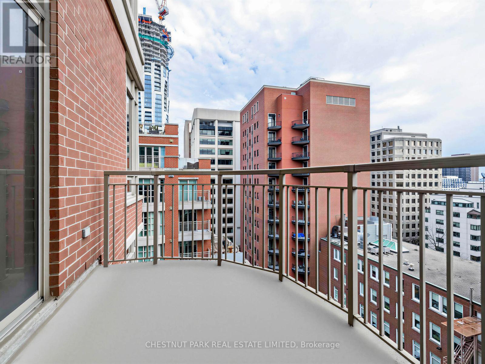 3 Bedroom Apartment/Flat's Image 8