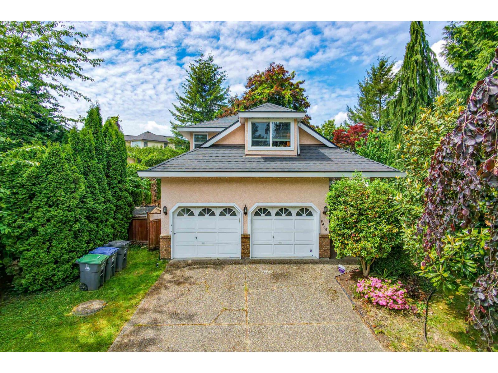 9465 164 STREET Surrey British Columbia Canada Sale residential   HomeLife Realty Services