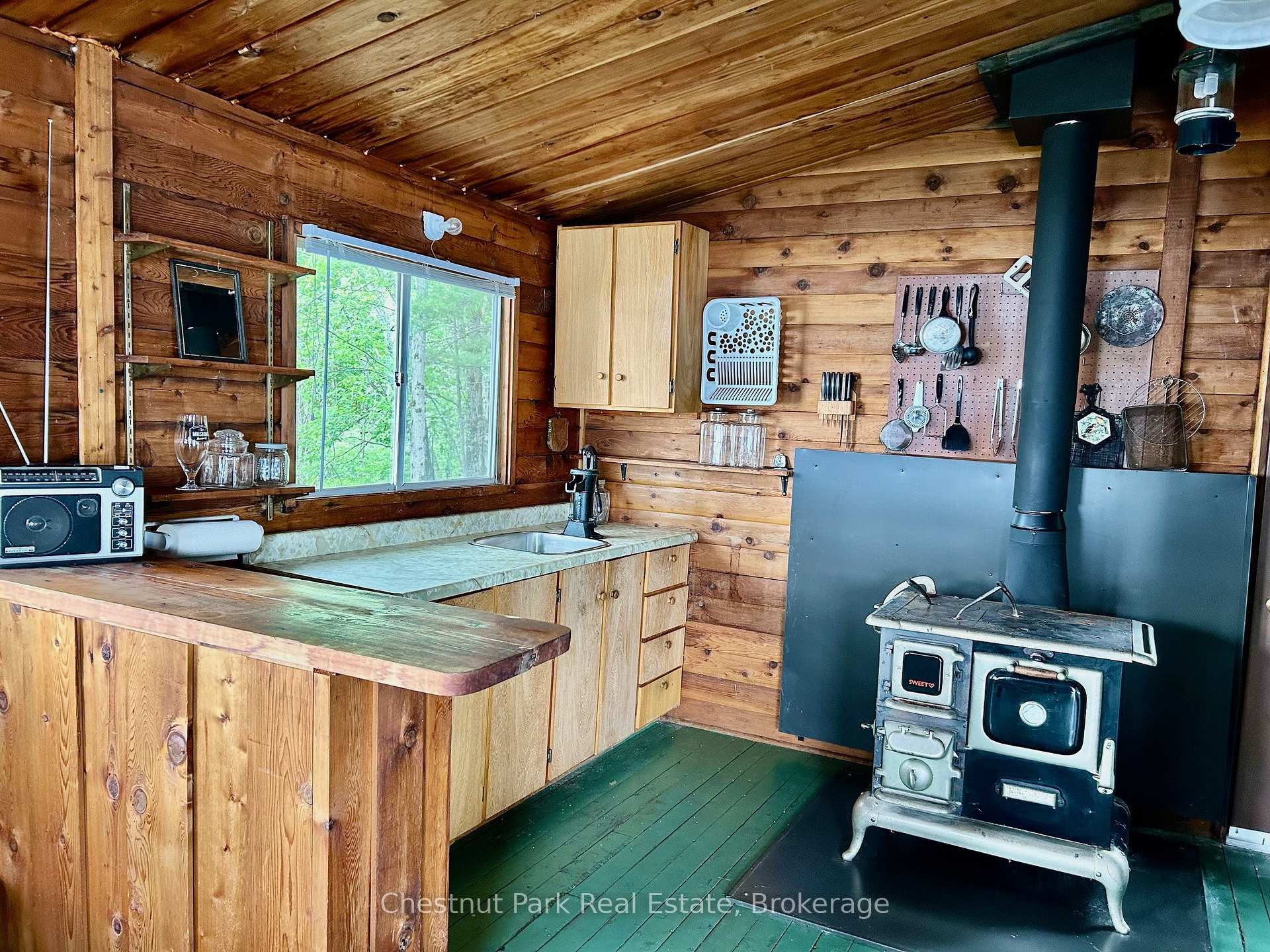 1 Bedroom Single Family Home/House's Image 7