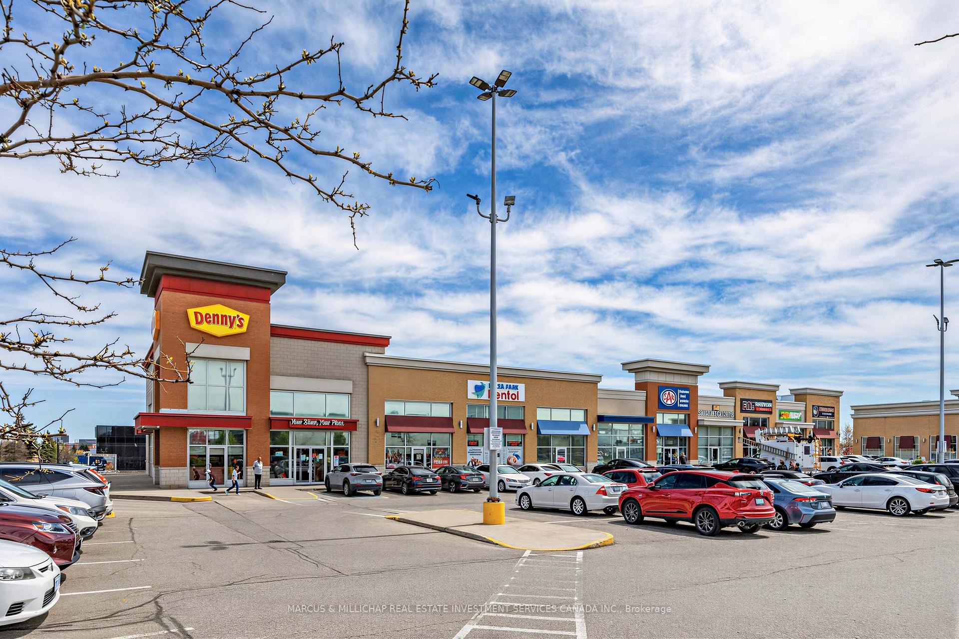 5 - 215 Delta parkk Boulevard Brampton Ontario Canada Lease commercial   REAL CITY REALTY INC.