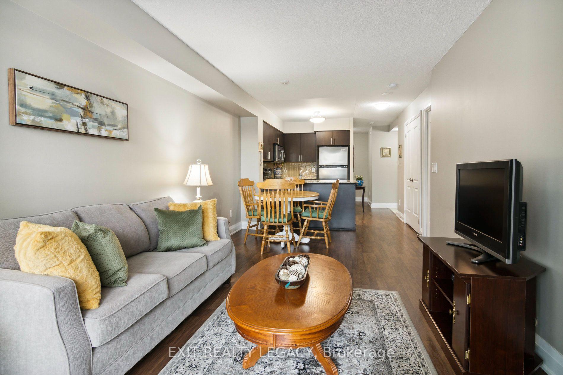 206 - 20 North Park Road Vaughan Ontario Canada Sale residential Al & Peggy Cunningham Re/Max Experts, Brokerage*