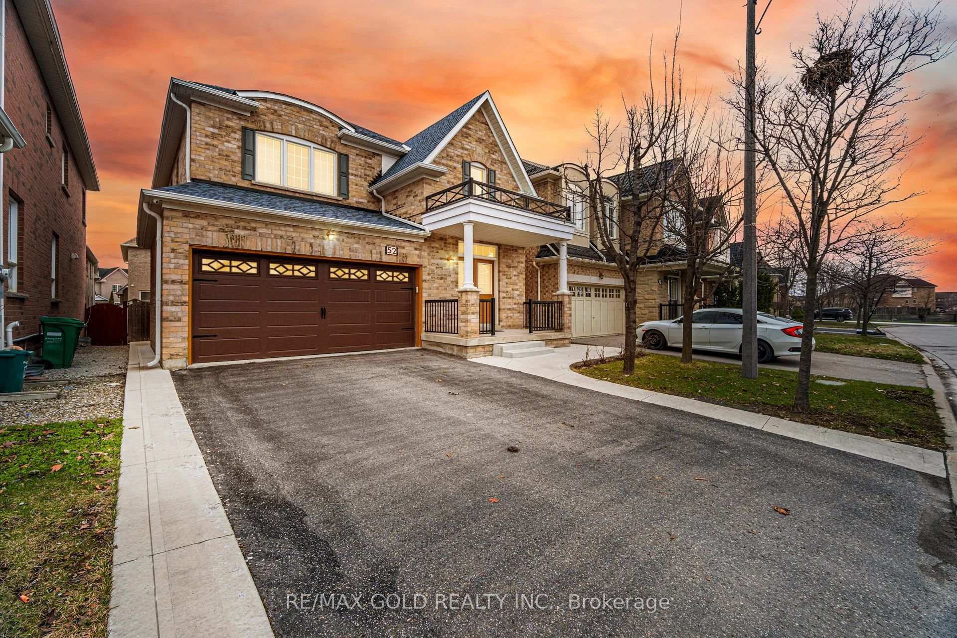 52 Watsonbrook Drive Brampton Ontario Canada Sale residential Raj Sharma RE/MAX Realty Services Inc., Brokerage*