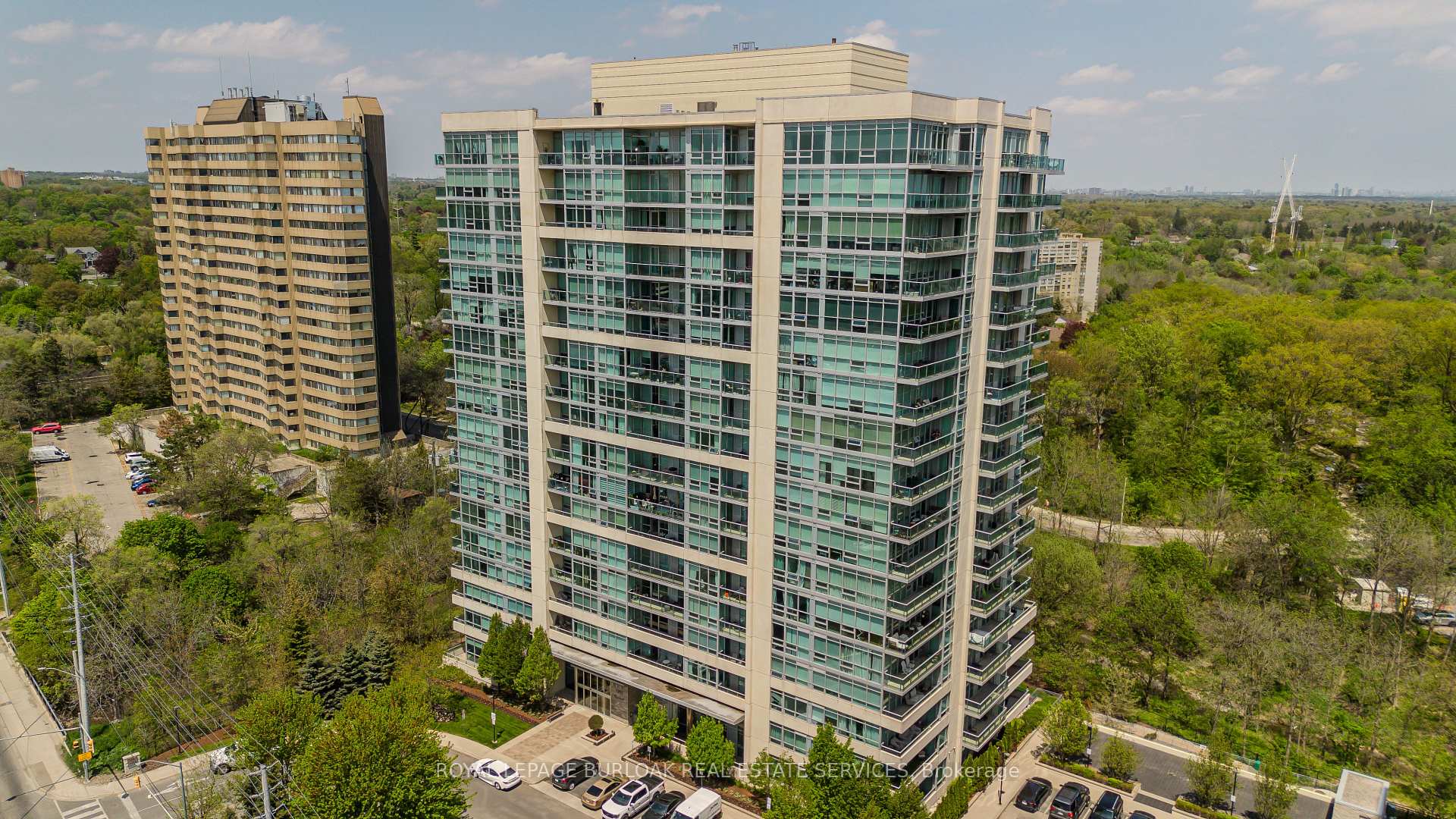 312 - 1055 Southdown Road Mississauga Ontario Canada Sale residential Anil Balakrishnan RE/MAX Realty Services Inc., Brokerage*