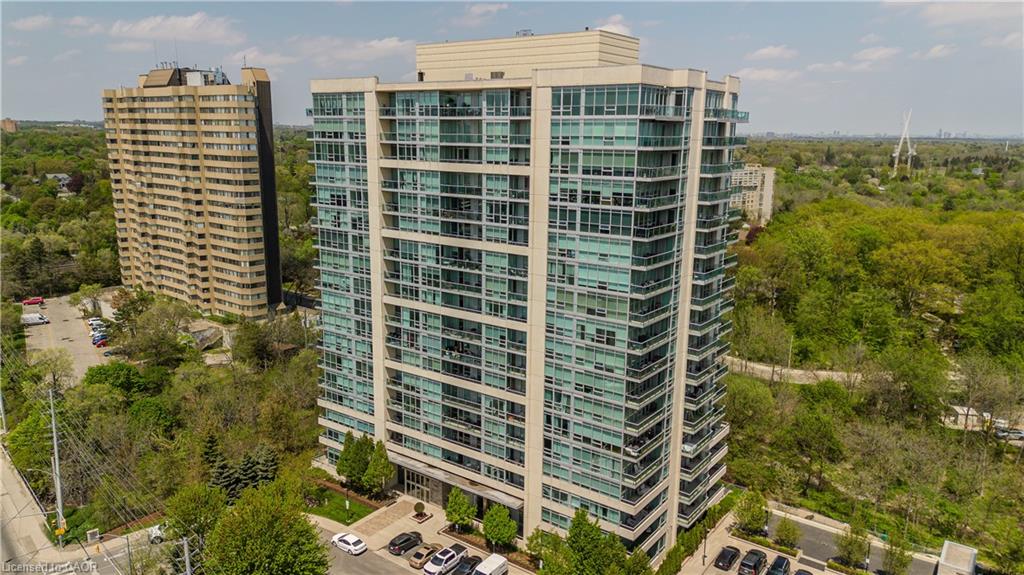 312 - 1055 Southdown Road Mississauga Ontario Canada Sale residential Chris Allen,B.A. RE/MAX REALTY ENTERPRISES INC.