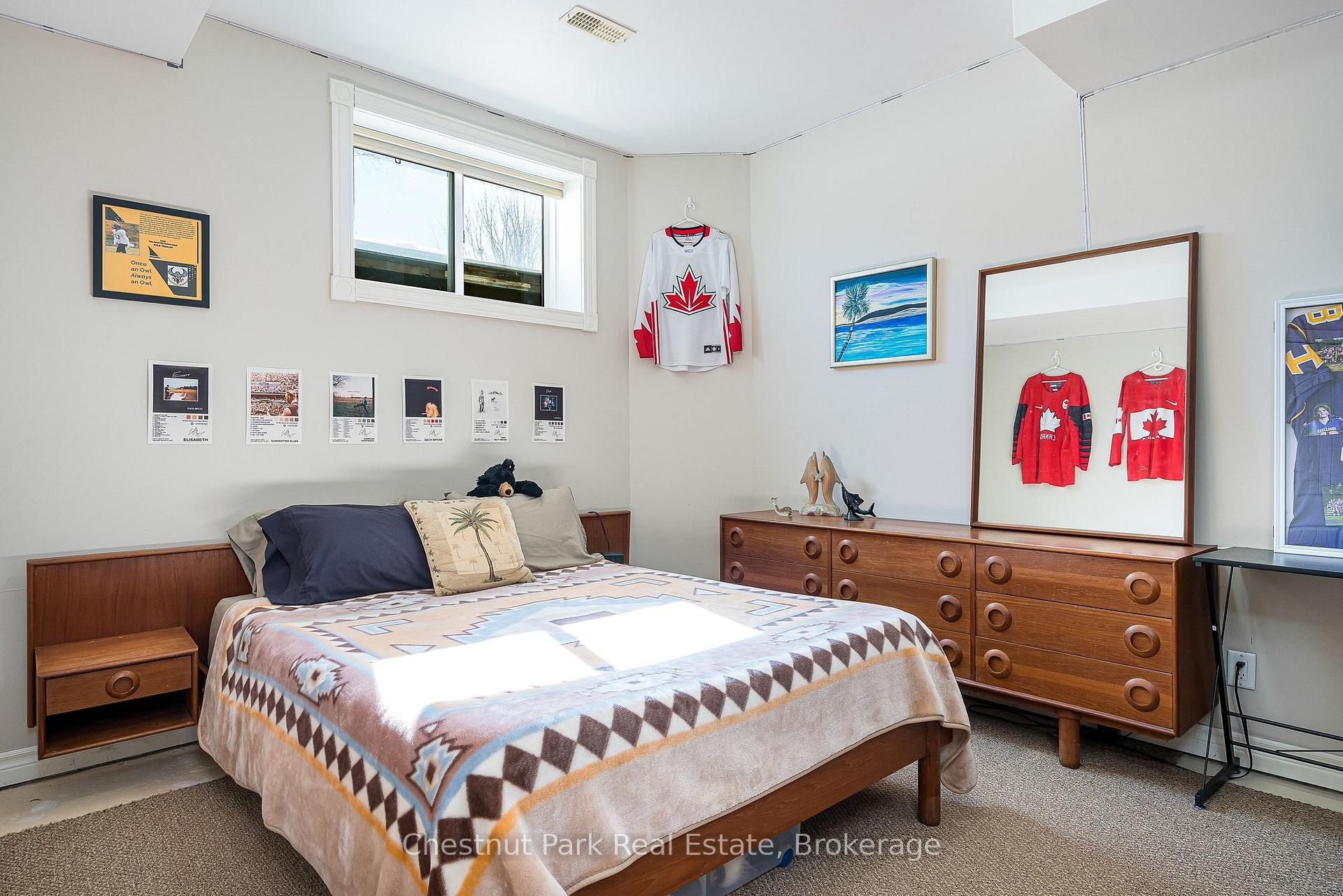 4 Bedroom Single Family Home/House's Image 40