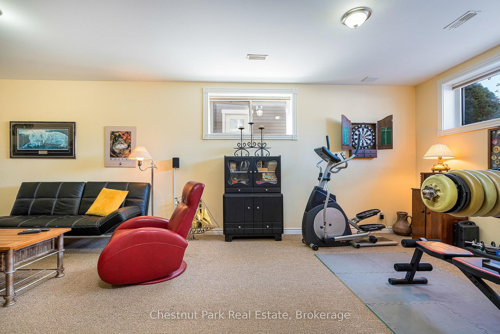 4 Bedroom Single Family Home/House's Image 35
