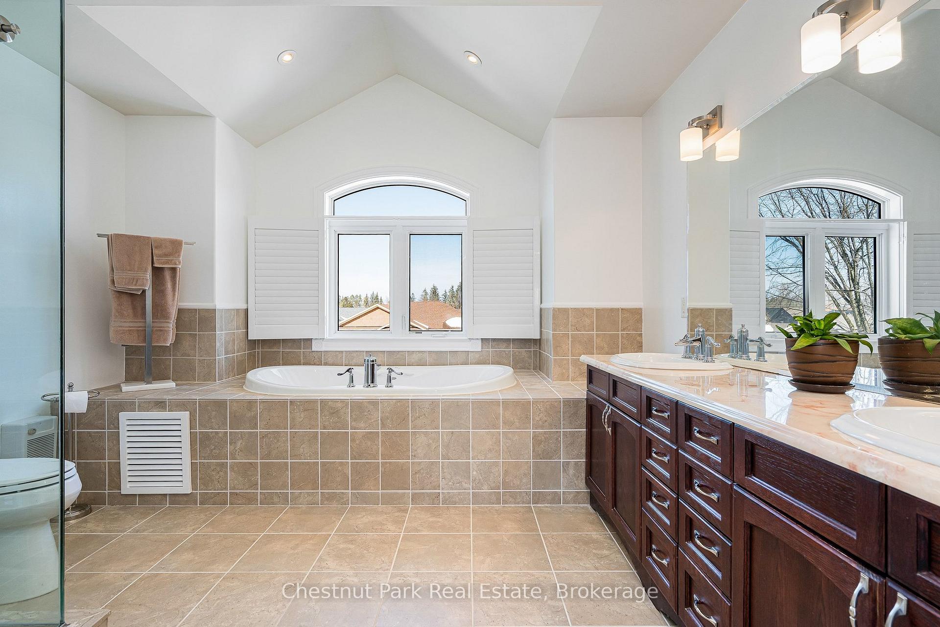 4 Bedroom Single Family Home/House's Image 26