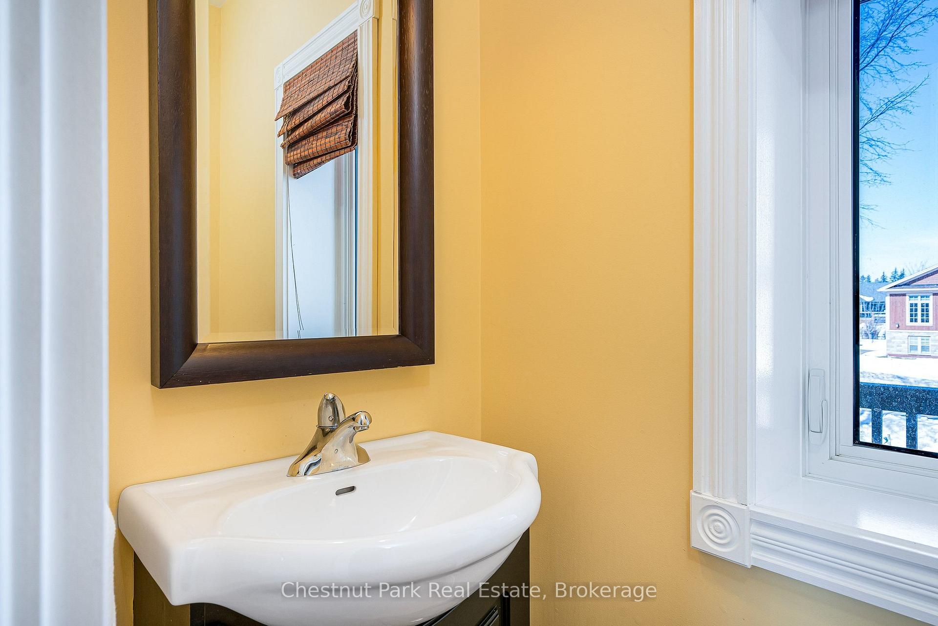 4 Bedroom Single Family Home/House's Image 22