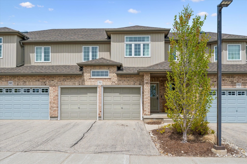 70 - 31 Townsend Drive Breslau Ontario Canada Sale residential Cari Hewick RE/MAX Solid Gold Realty (II) Ltd., Brokerage*