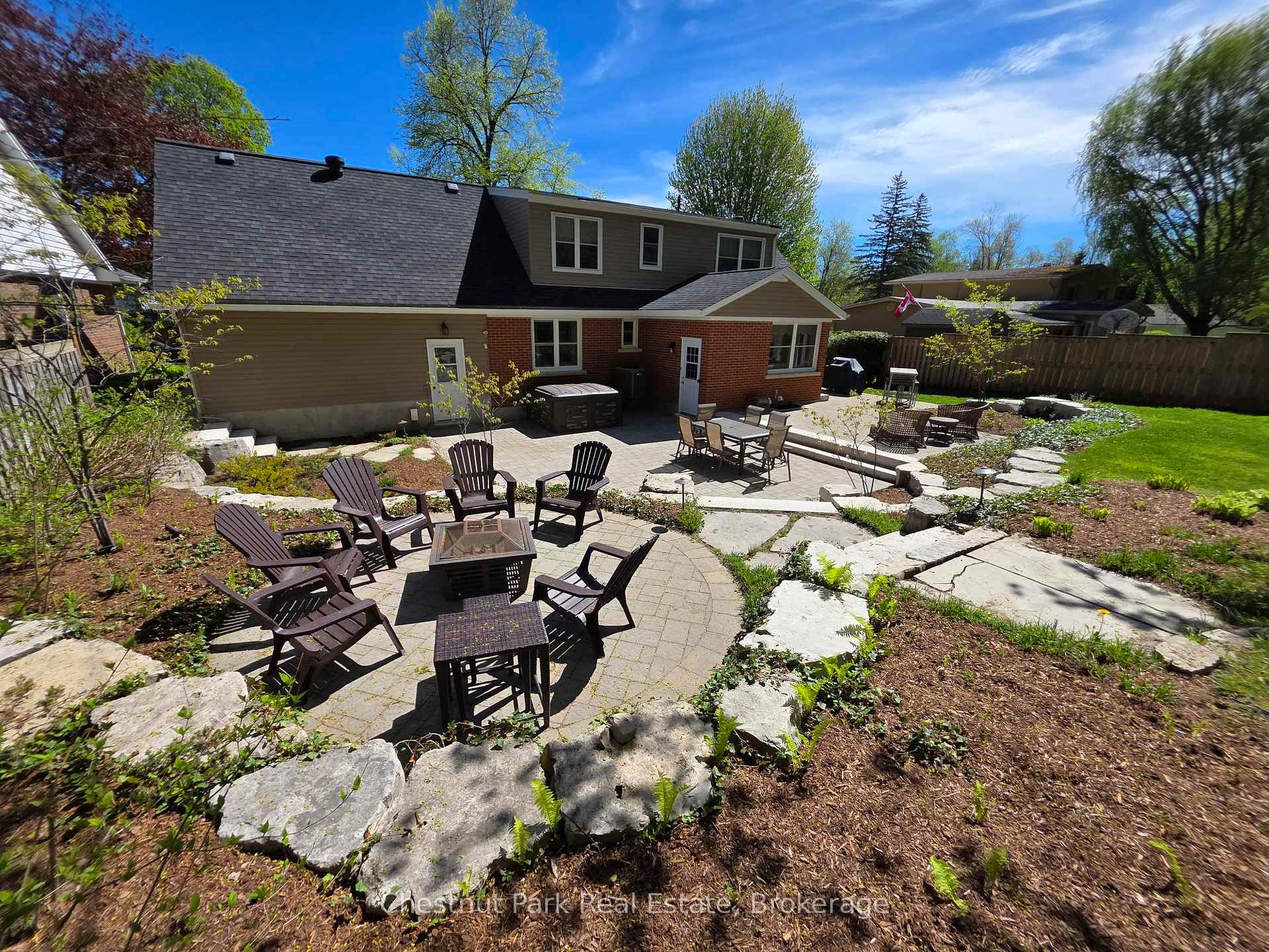 4 Bedroom Single Family Home/House's Image 35