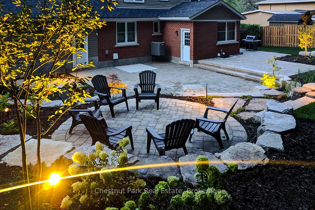 4 Bedroom Single Family Home/House's Image 36