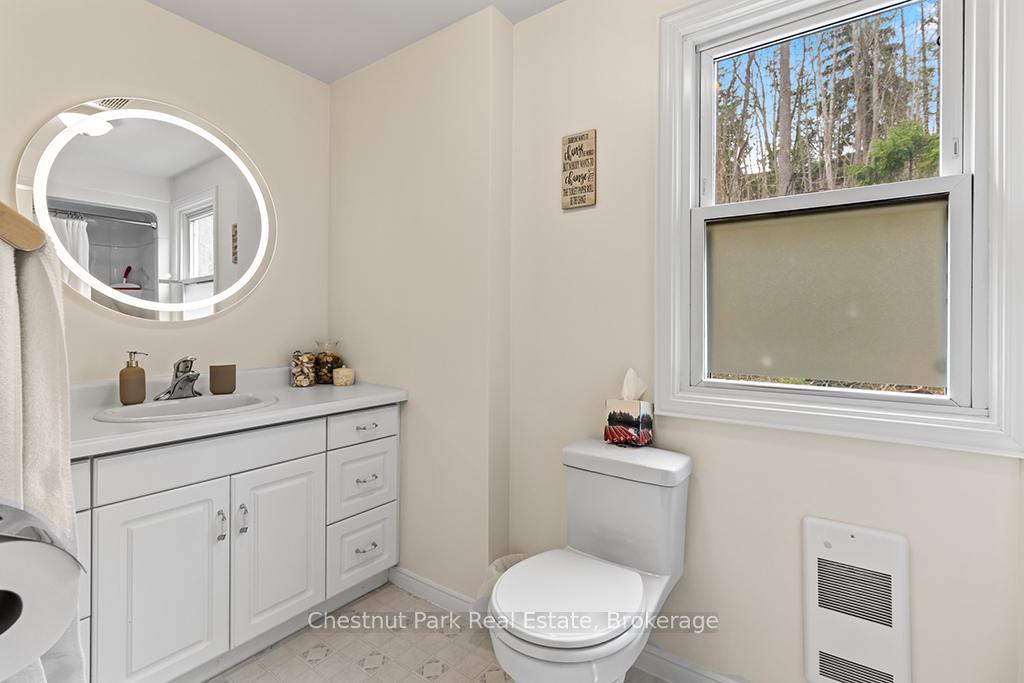 4 Bedroom Single Family Home/House's Image 20