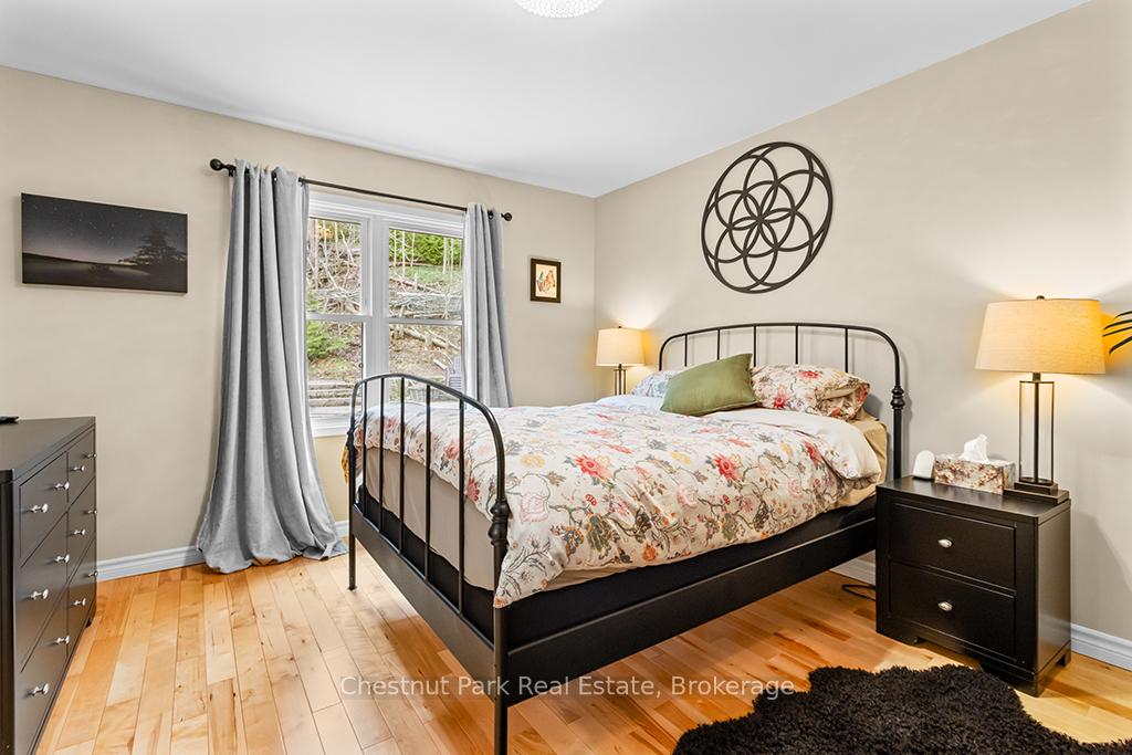 4 Bedroom Single Family Home/House's Image 14