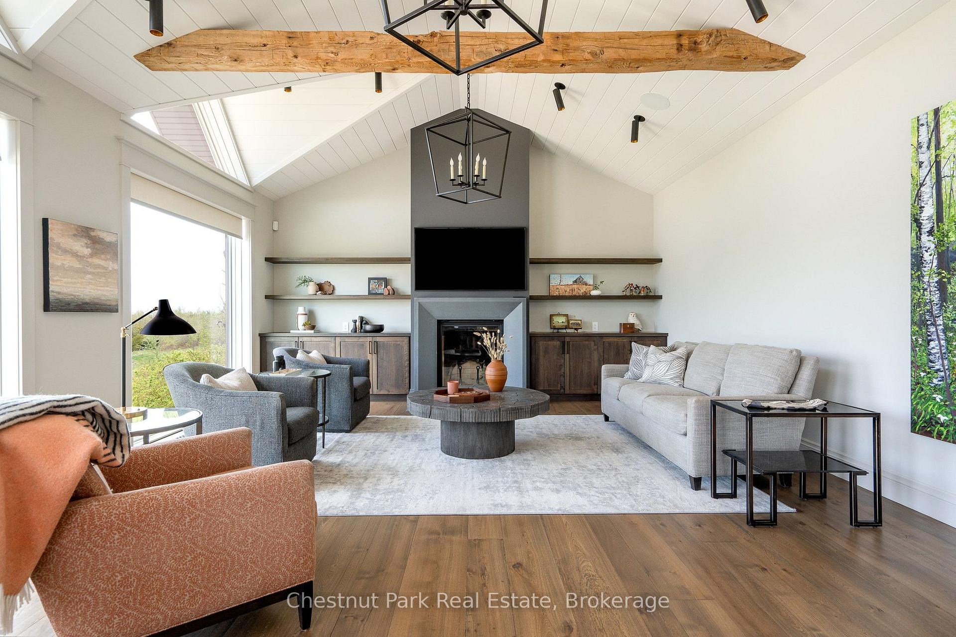6 Bedroom Other's Image 19