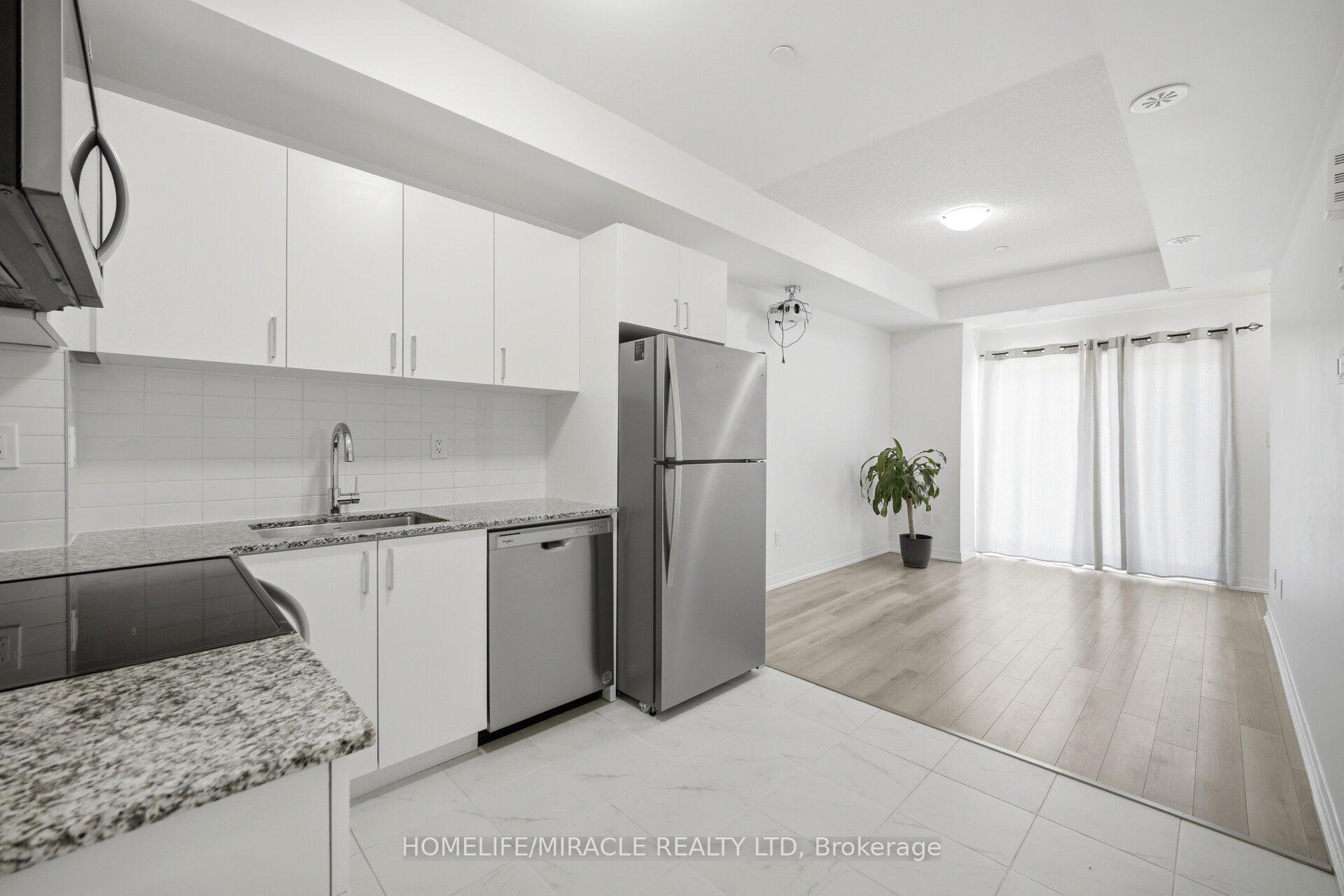 18 - 30 Liben Way Toronto Ontario Canada Sale residential   HomeLife/Miracle Realty Ltd., Brokerage*