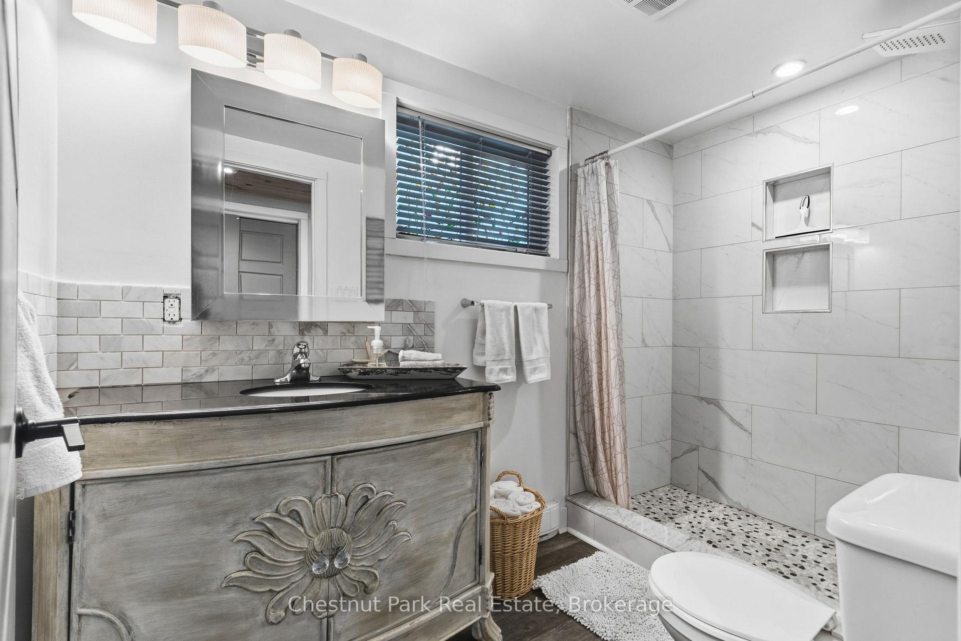 3 Bedroom Single Family Home/House's Image 29