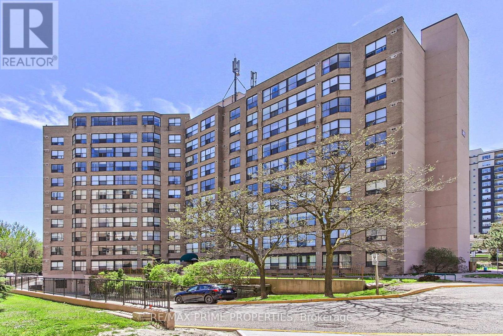 603 - 250 Davis Drive Newmarket Ontario Canada Sale residential Steve Flemming RE/MAX PRIME PROPERTIES