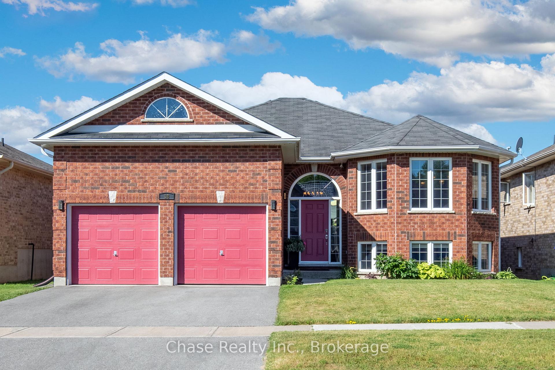 18 St Amant Road Penetanguishene Ontario Canada Sale residential Melanie Martyn Right at Home Realty, Brokerage*