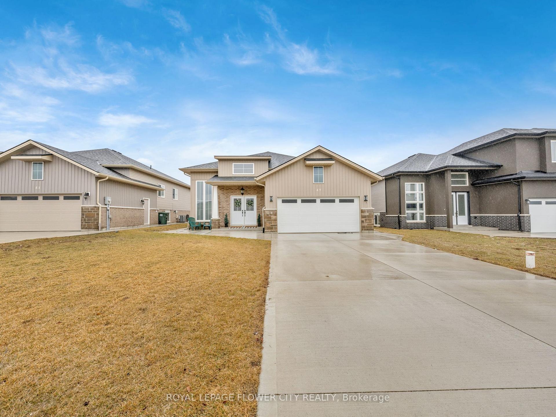 49 KINGSBRIDGE Drive Amherstburg Ontario Canada Sale residential Raman Dua ROYAL LEPAGE FLOWER CITY REALTY