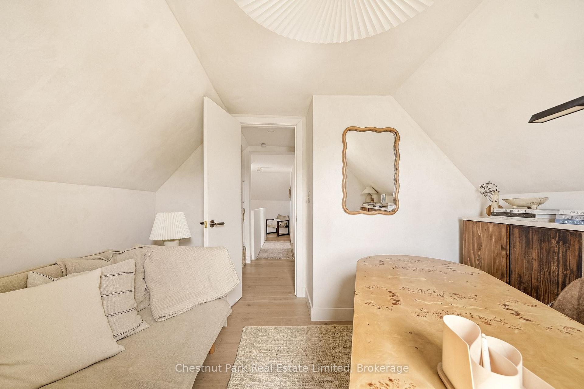 3 Bedroom Single Family Home/House's Image 40